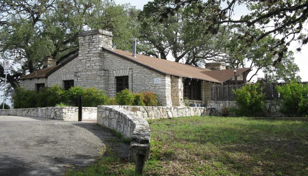 Zilker Clubhouse_photo.jpg